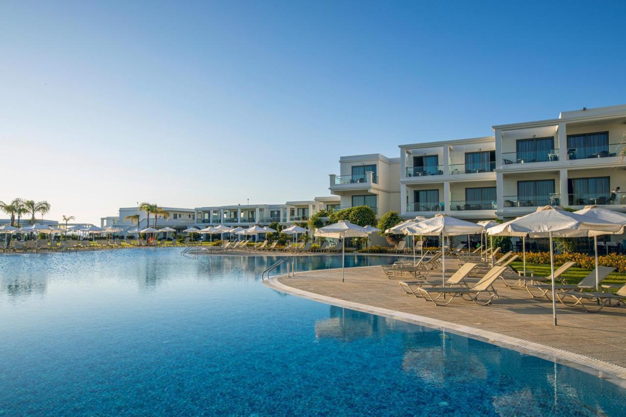 Asterias Beach Resort 아판토우 외부 사진