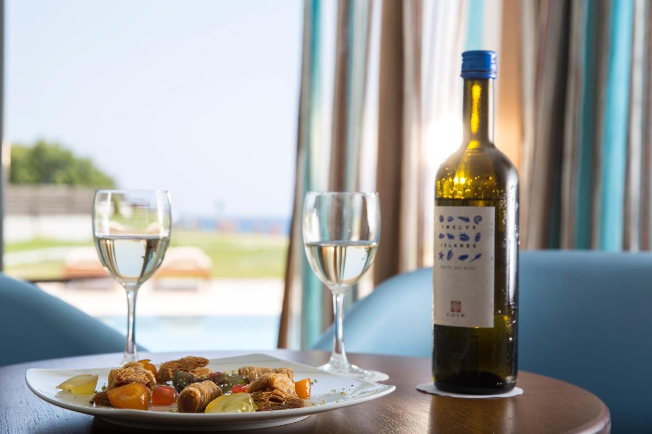 Asterias Beach Resort 아판토우 외부 사진