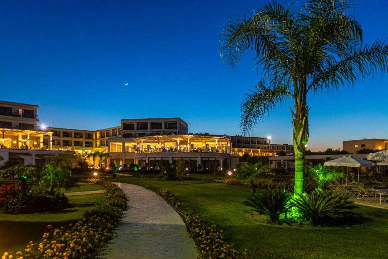 Asterias Beach Resort 아판토우 외부 사진