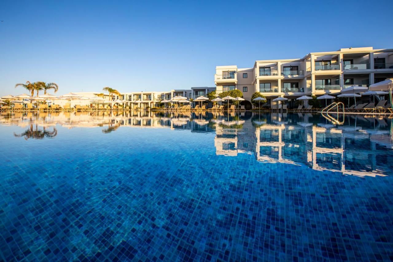 Asterias Beach Resort 아판토우 외부 사진