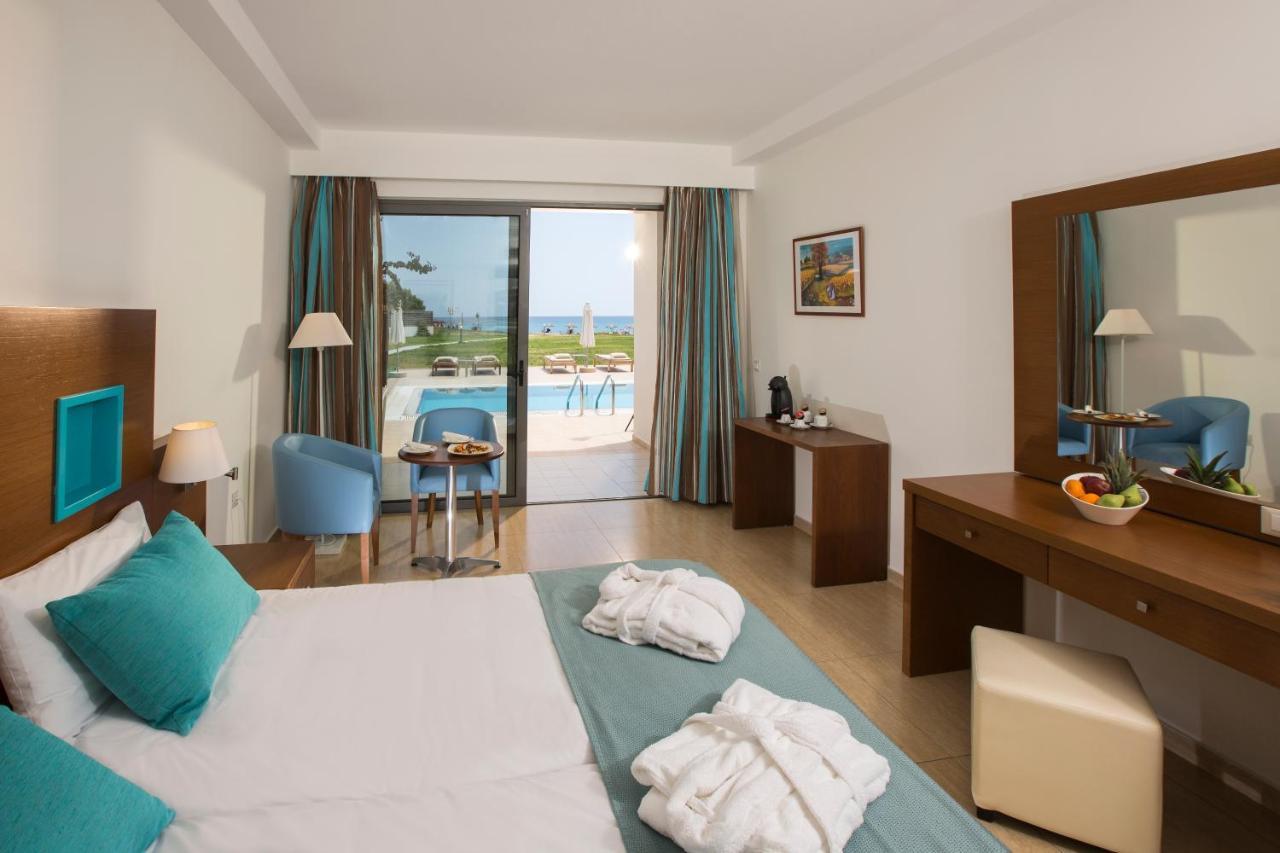 Asterias Beach Resort 아판토우 외부 사진
