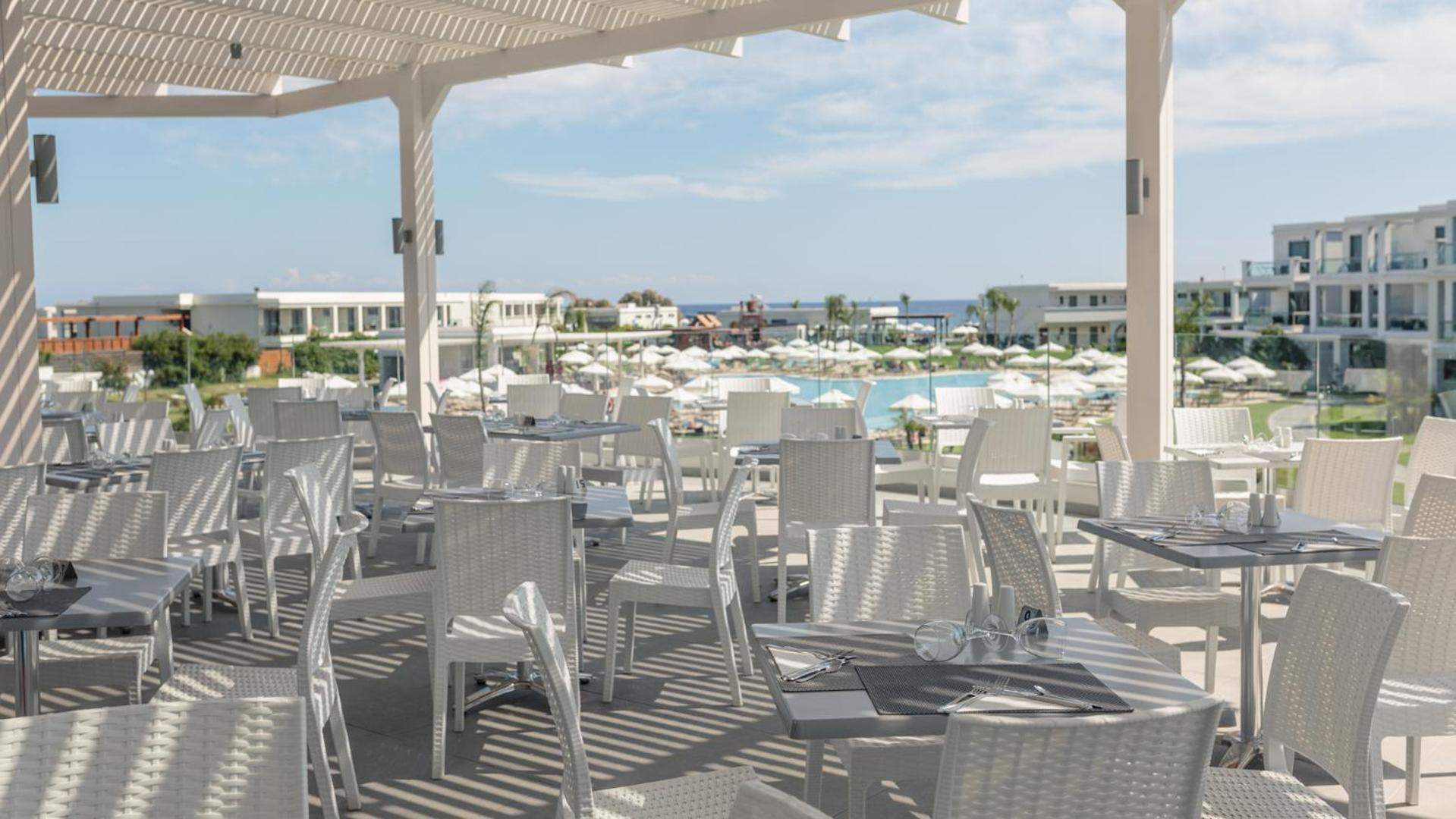 Asterias Beach Resort 아판토우 외부 사진