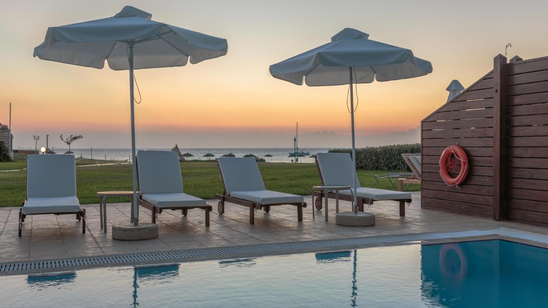 Asterias Beach Resort 아판토우 외부 사진