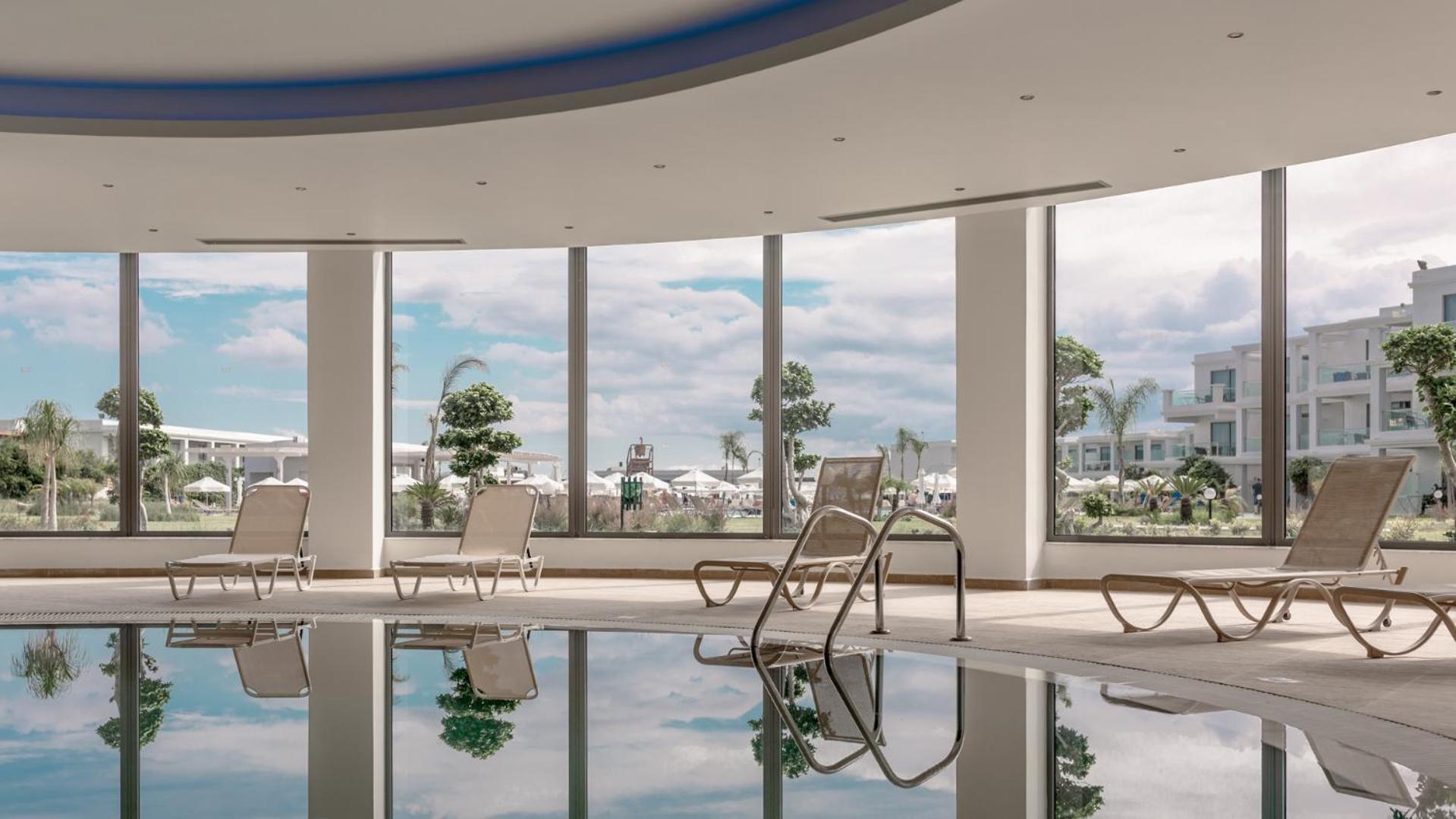 Asterias Beach Resort 아판토우 외부 사진